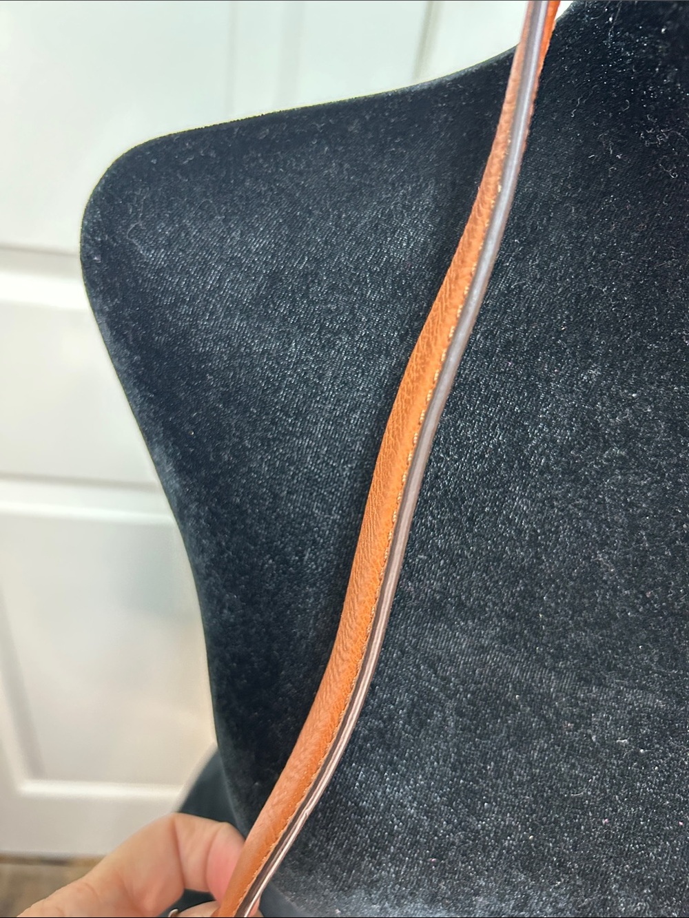 Vince Camuto Leather Hobo Shoulder Bag in Hickory - Picture 8 of 9